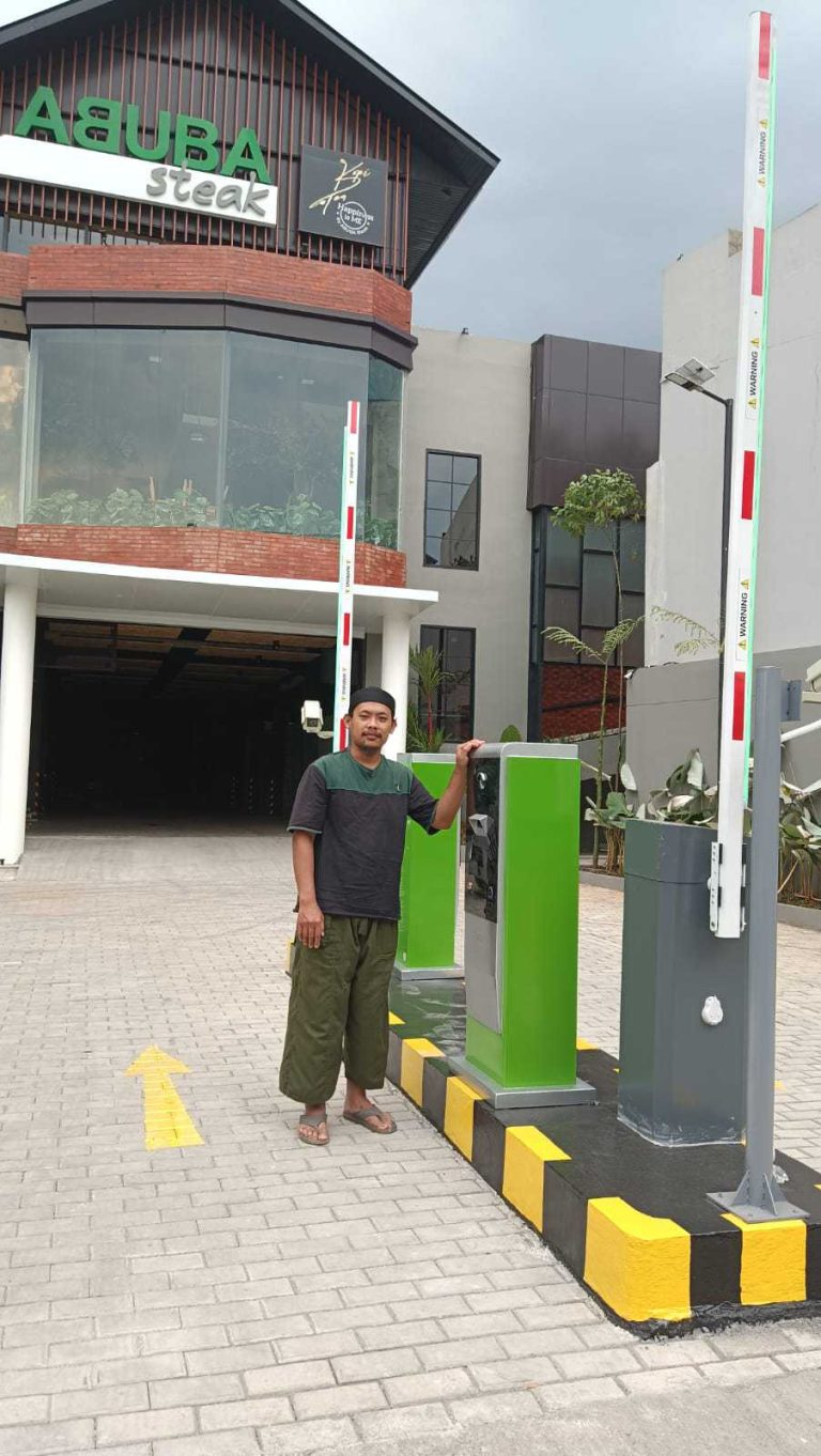 Instalasi Sistem Parkir Abuba Steak Bekasi - Prisai Digital Teknologi